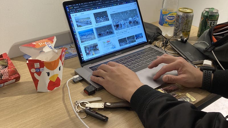 ＃mXizmにいく道中。飛行機を乗れなかったかわいそうな３人がDJします。のアイキャッチ画像